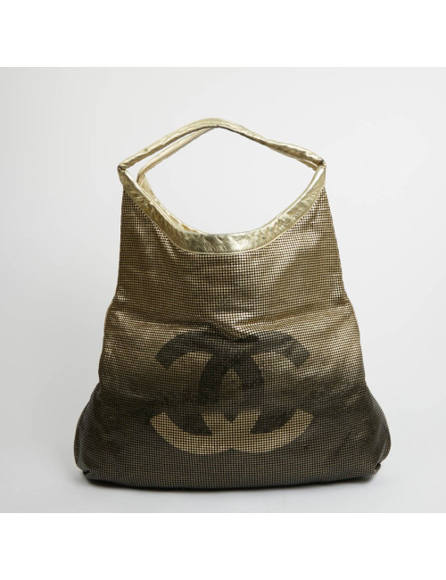 Sac CHANEL cuir perforé doré 