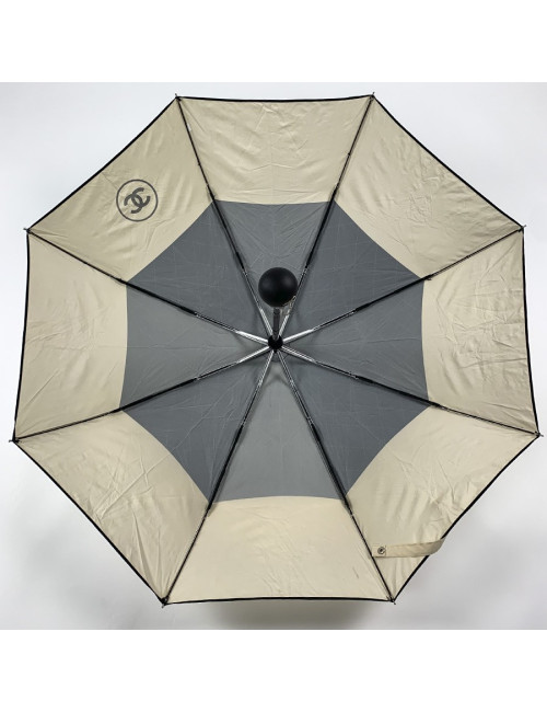 Parapluie CHANEL CC noir et beige clair