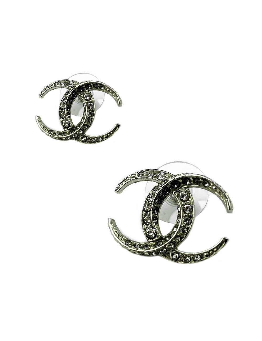 Boucles d'oreille clous CHANEL strass