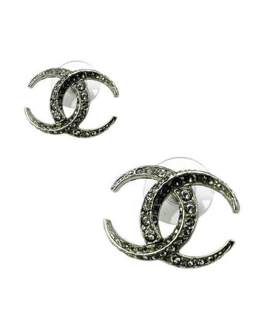 Boucles d'oreille clous CHANEL strass