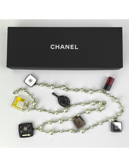 Sautoir CHANEL charms