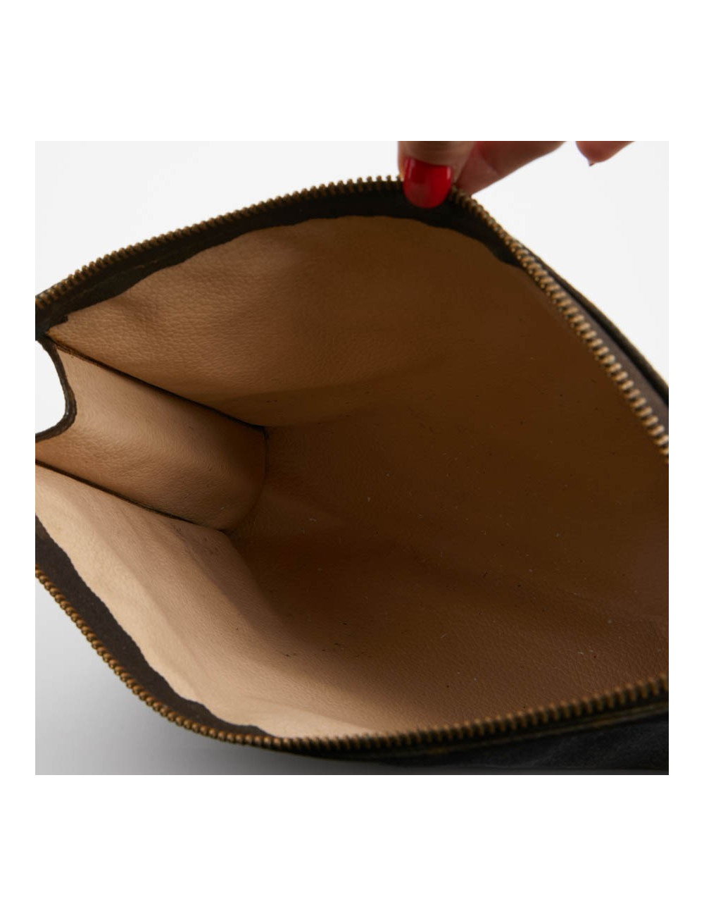 Trousse de toilette LOUIS VUITTON 