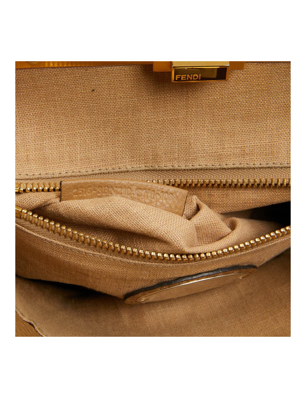 Peekaboo FENDI GM cuir grainé gold
