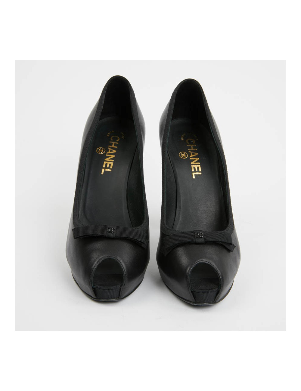 Escarpins CHANEL noir T39.5 bout ouvert