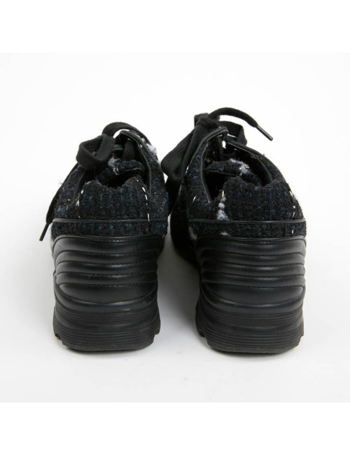 Sneakers CHANEL T39 tweed bleu et noir