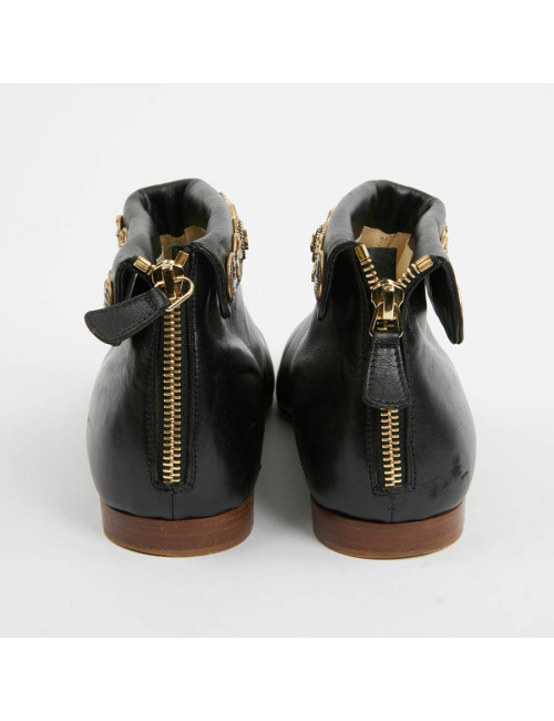 Boots CHANEL T 38,5 cuir et boutons CHANEL