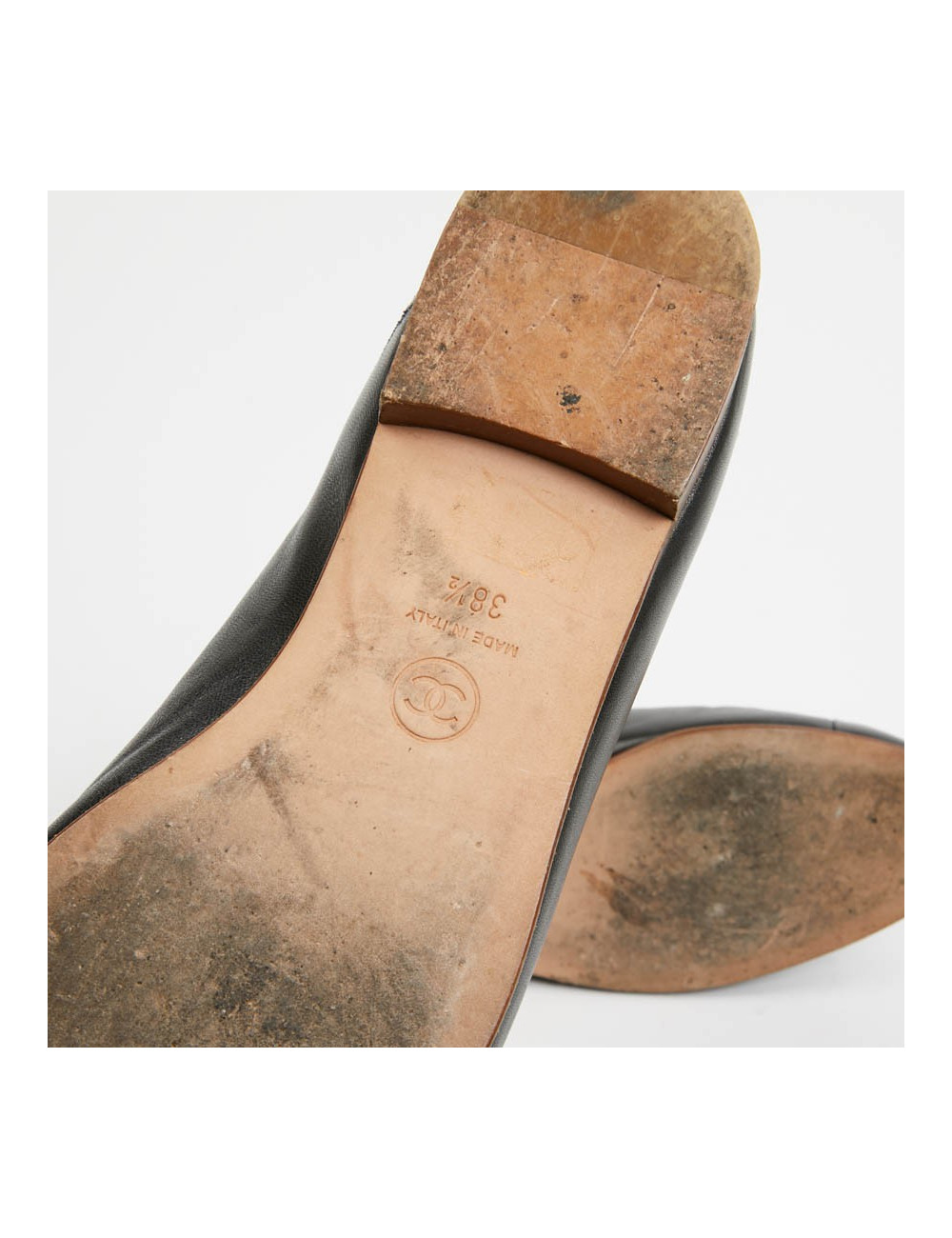 Boots CHANEL T 38,5 cuir et boutons CHANEL