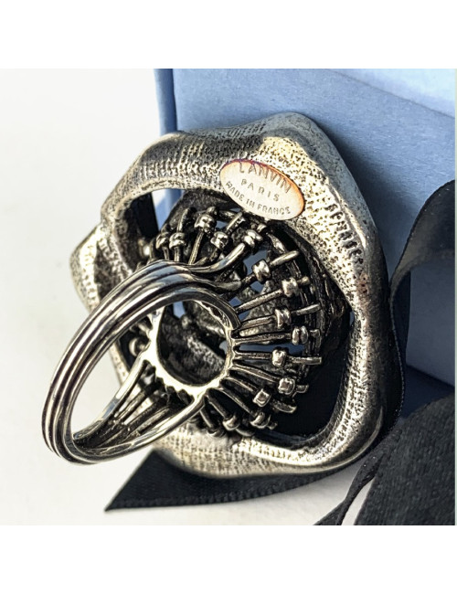 Bague LANVIN fleur avec cristaux noirs