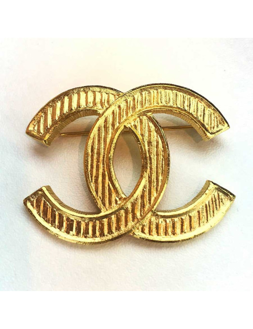 Broche CHANEL CC métal doré