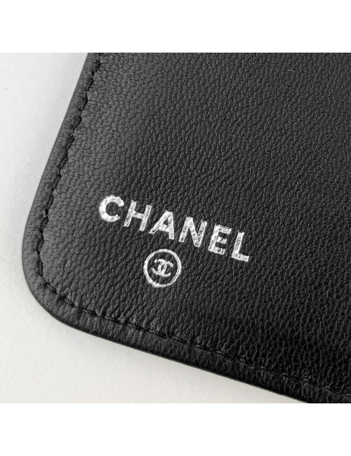 Protège IPAD CHANEL en cuir d'agneau noir