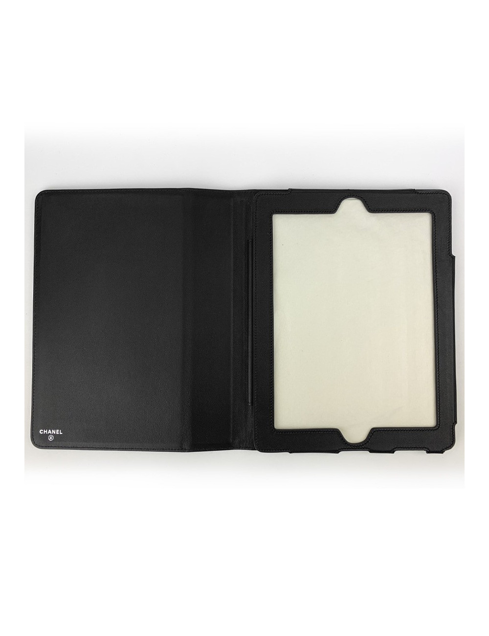 Protège IPAD CHANEL en cuir d'agneau noir