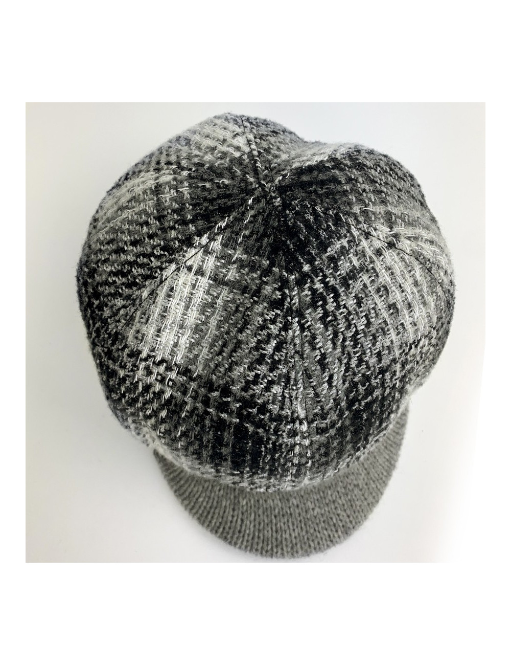 Casquette CHANEL T 57 cachemire,et laine