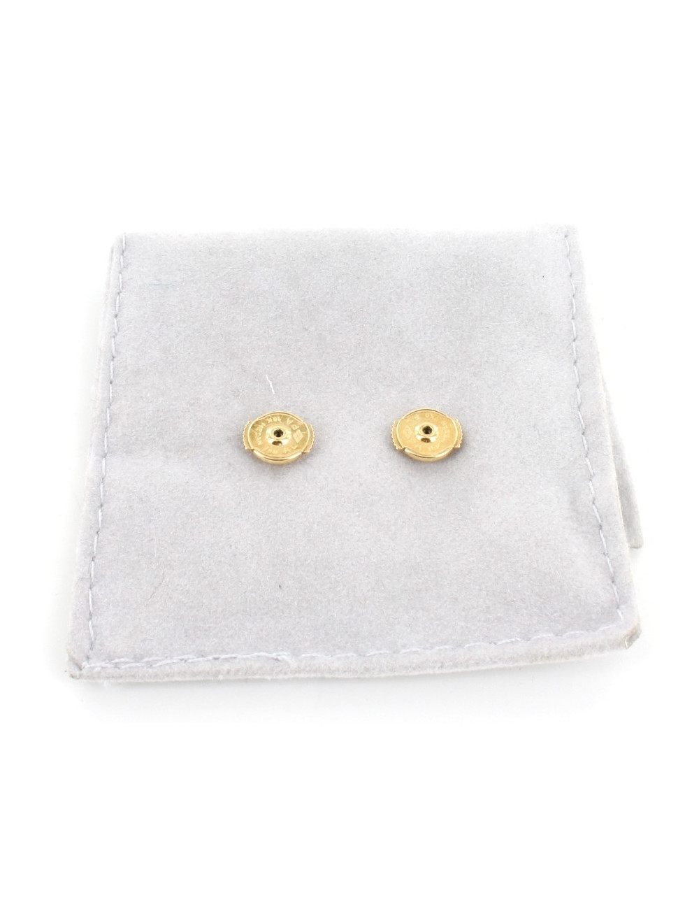 Boucles d'oreilles CHANEL joallerie en or jaune et perles de nacre blanche