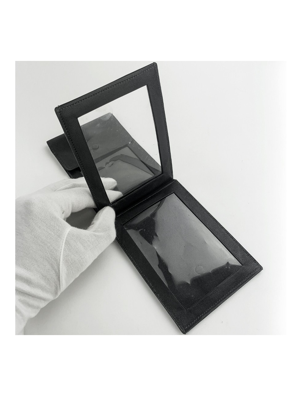 HERMES Vintage picture holder in black Box leather