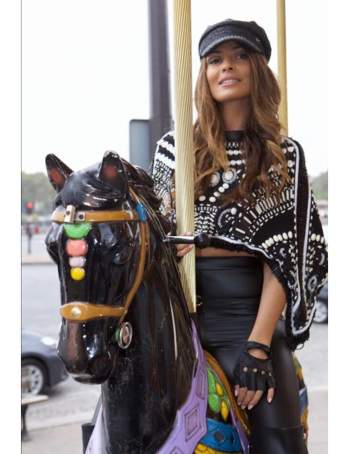 Poncho BALMAIN serti de perles et coquillage