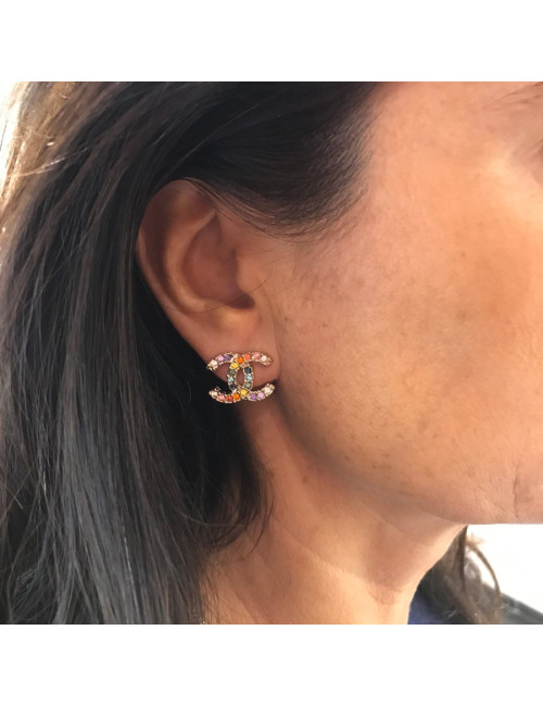 Clous CHANEL boucles d'oreille multicolores