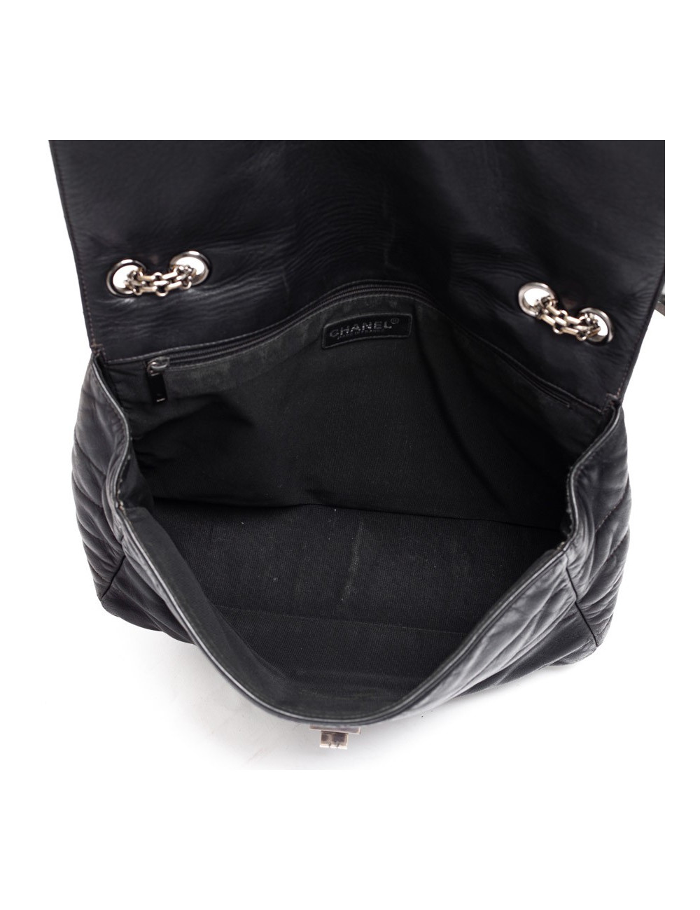 CHANEL sac en cuir souple noir