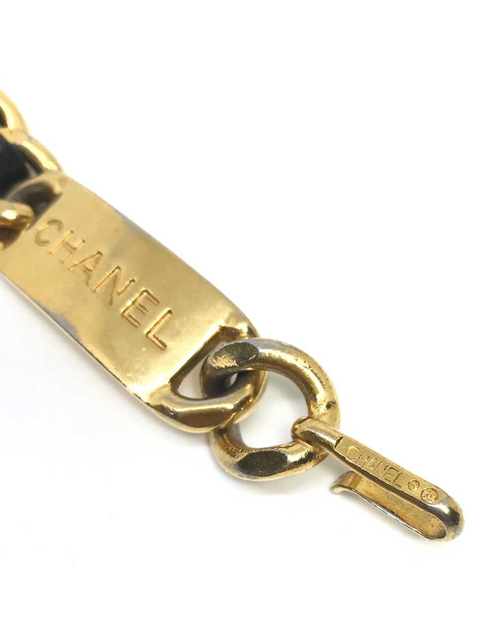 Ceinture plaque CHANEL vintage chaine entrelacée de cuir noir
