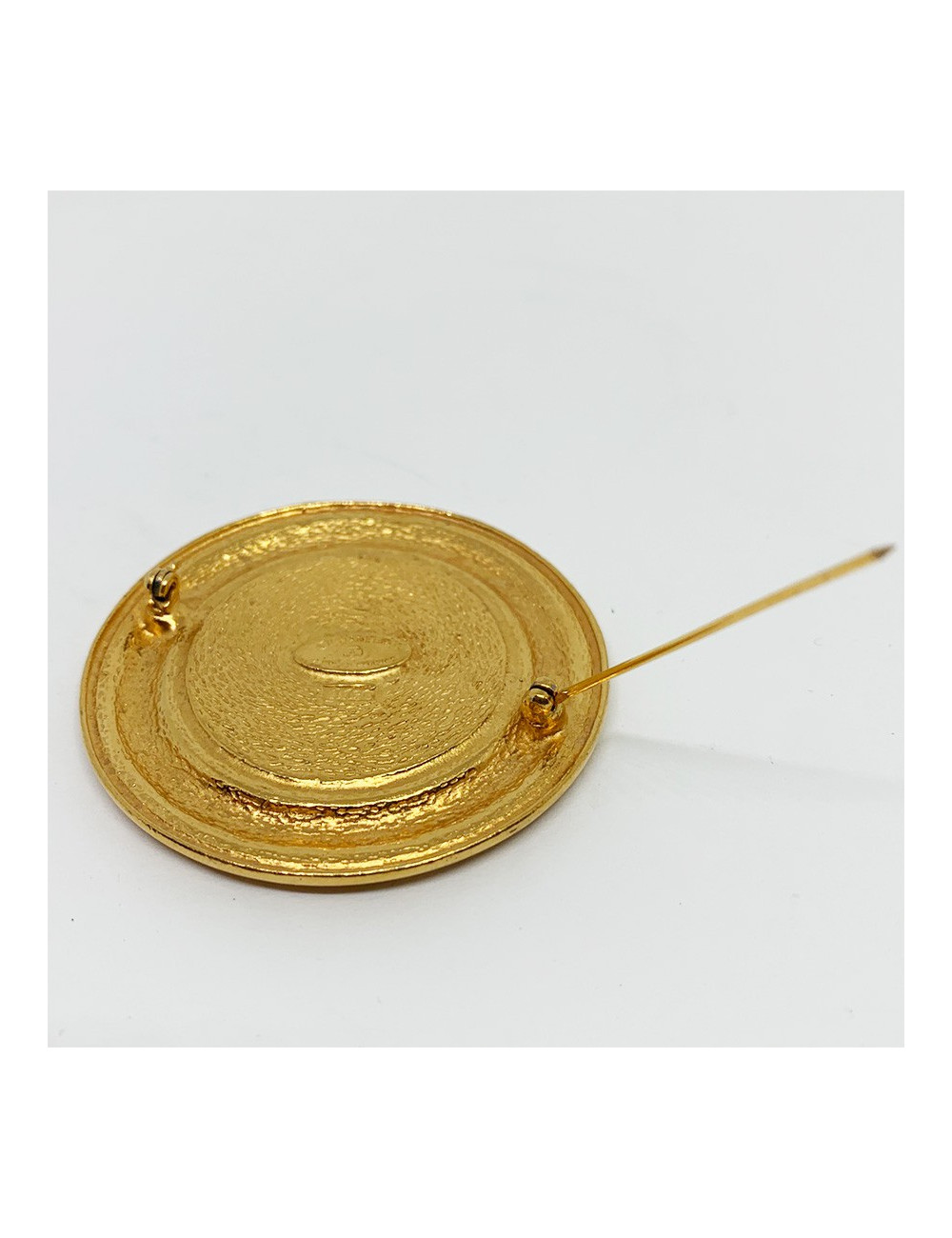 Broche CHANEL Vintage "Rue Cambon Paris"