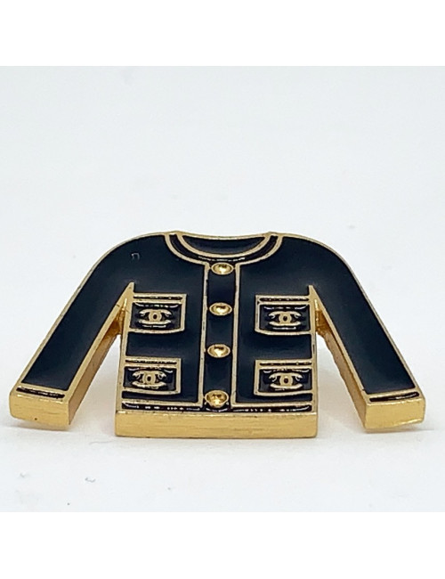 Pin's CHANEL La petite veste noire