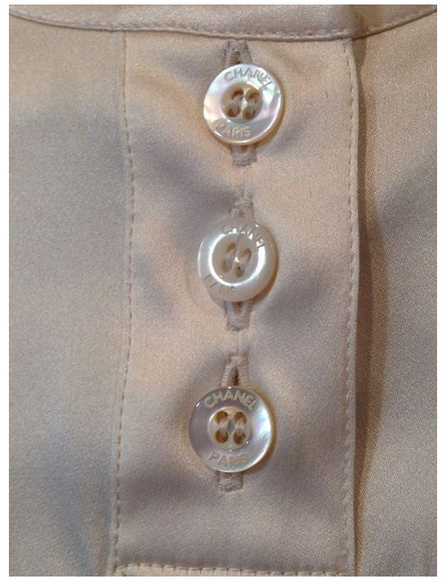 Top CHANEL en soie sans manches T 