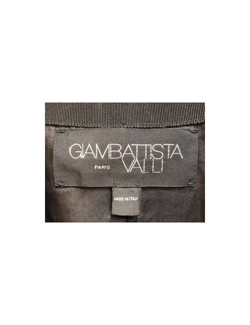 Veste GIAMBATTISTA VALLI en fourrure sans manches du défilé noire/rouge/blanche