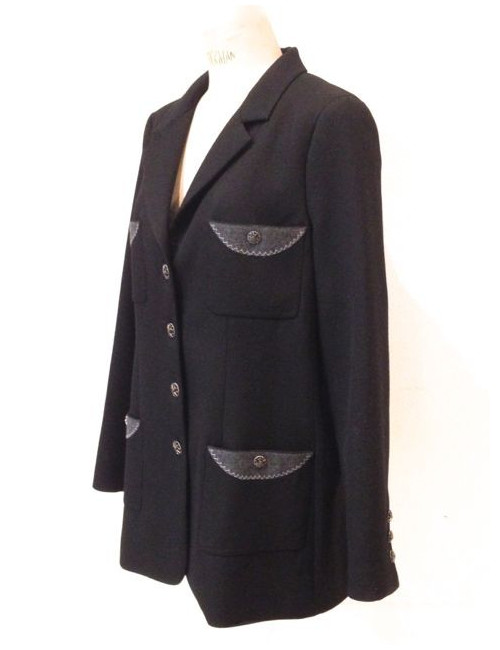 Veste CHANEL noire et poches grises T 46