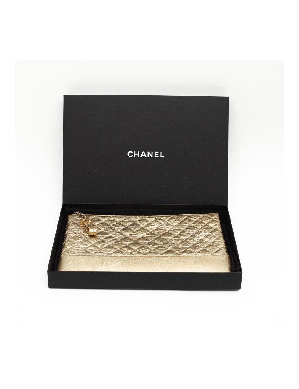 Pochette CHANEL cuir doré