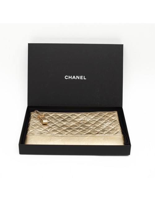 Pochette CHANEL cuir doré