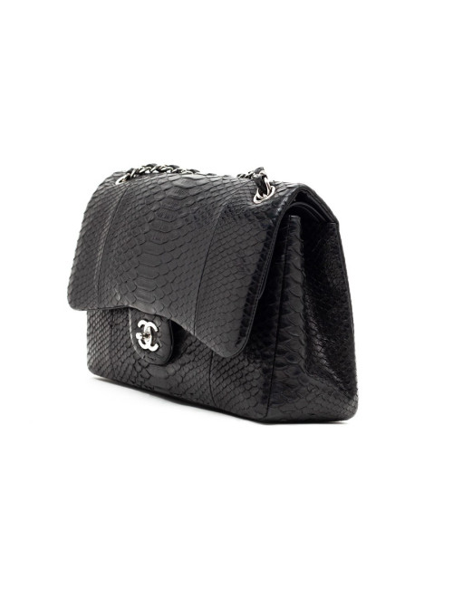 CHANEL Jumbo python noir