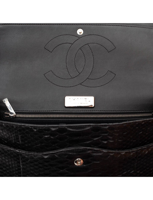 CHANEL Jumbo python noir