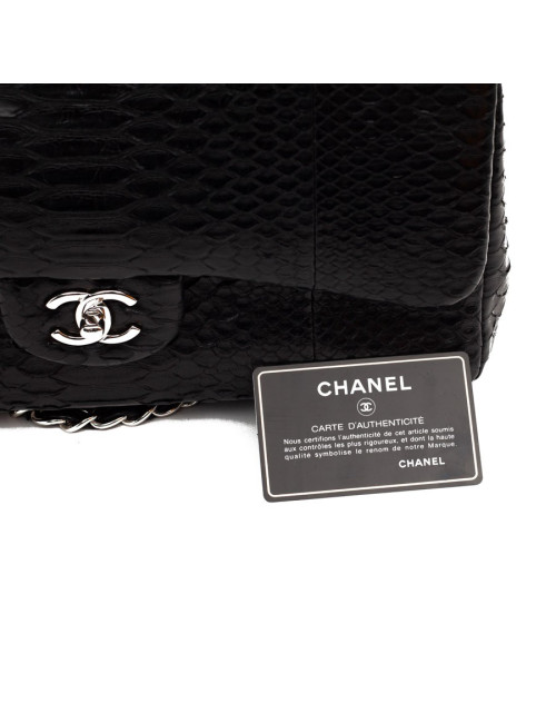 CHANEL Jumbo python noir
