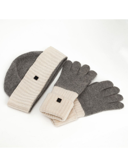 Set bonnet et gants CHANEl en cachemire blanc et gris