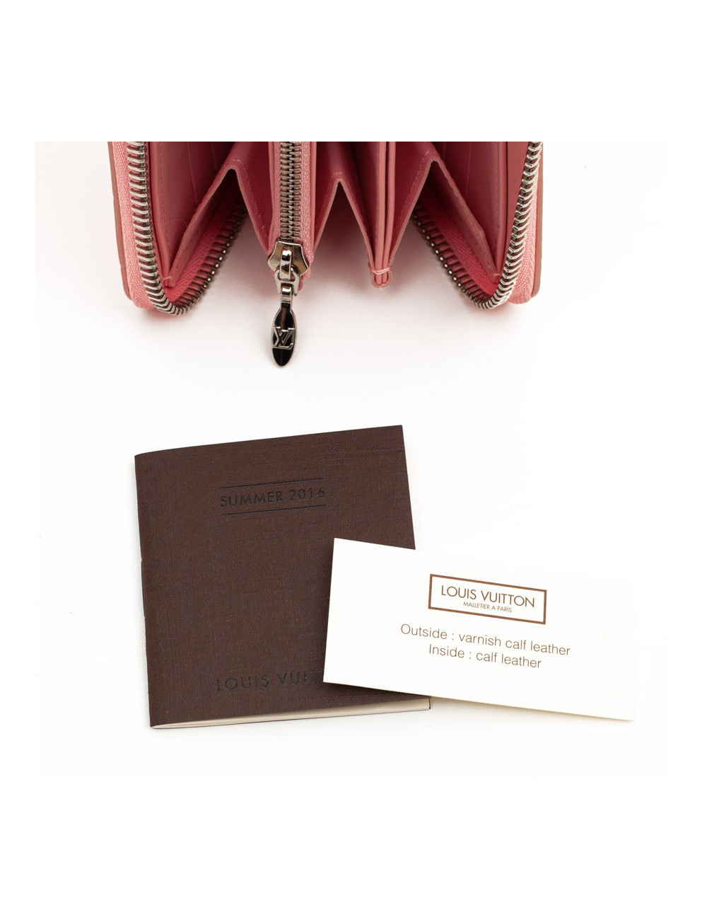 LOUIS VUITTON Portefeuille Zippy rose à pois rouge