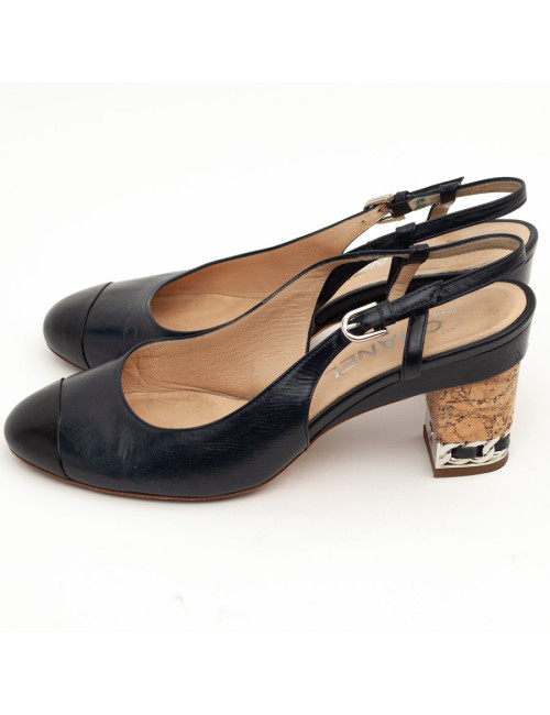 CHANEL sandales cuir noir