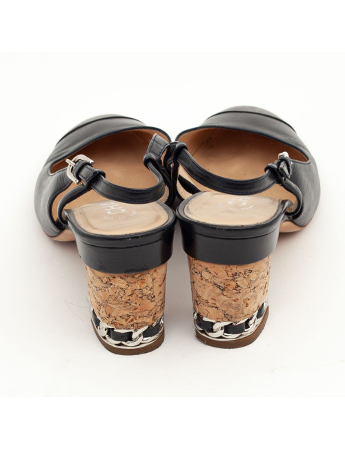CHANEL sandales cuir noir