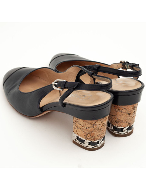 CHANEL sandales cuir noir