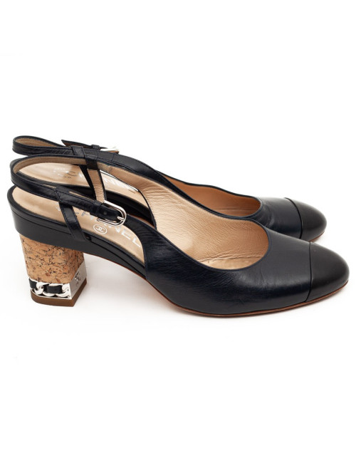 CHANEL sandales cuir noir