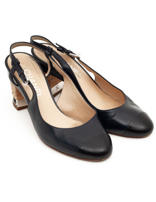 CHANEL sandales cuir noir