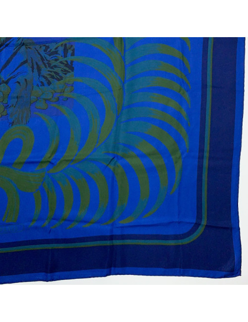 A NETTOYER Carré Hermès bleu nuit avec tigre