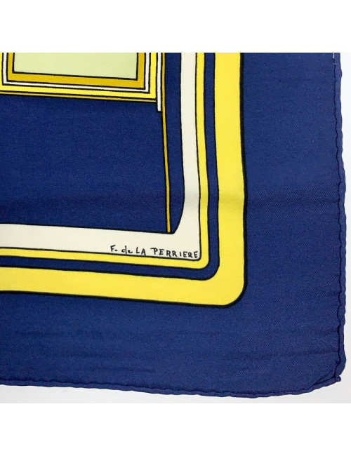 Carré HERME "Les coupés" soie multicolore