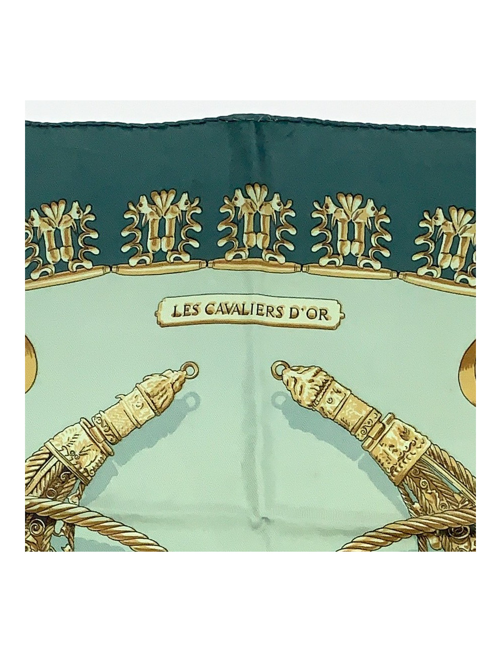 Carré HERMES les Cavaliers D'Or