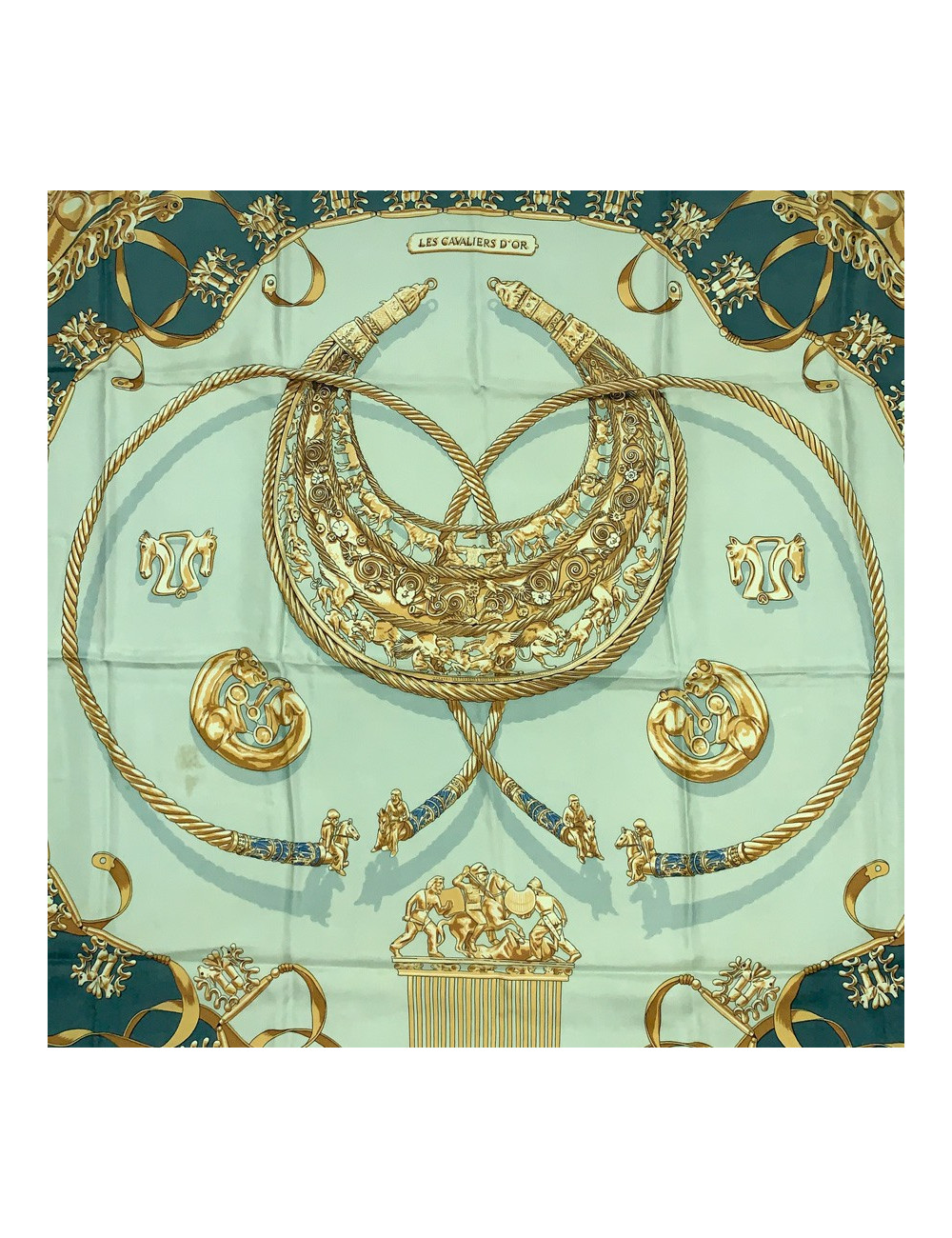 Carré HERMES les Cavaliers D'Or