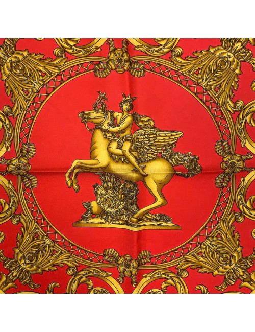 Carré HERMES Les Tuileries soie rouge