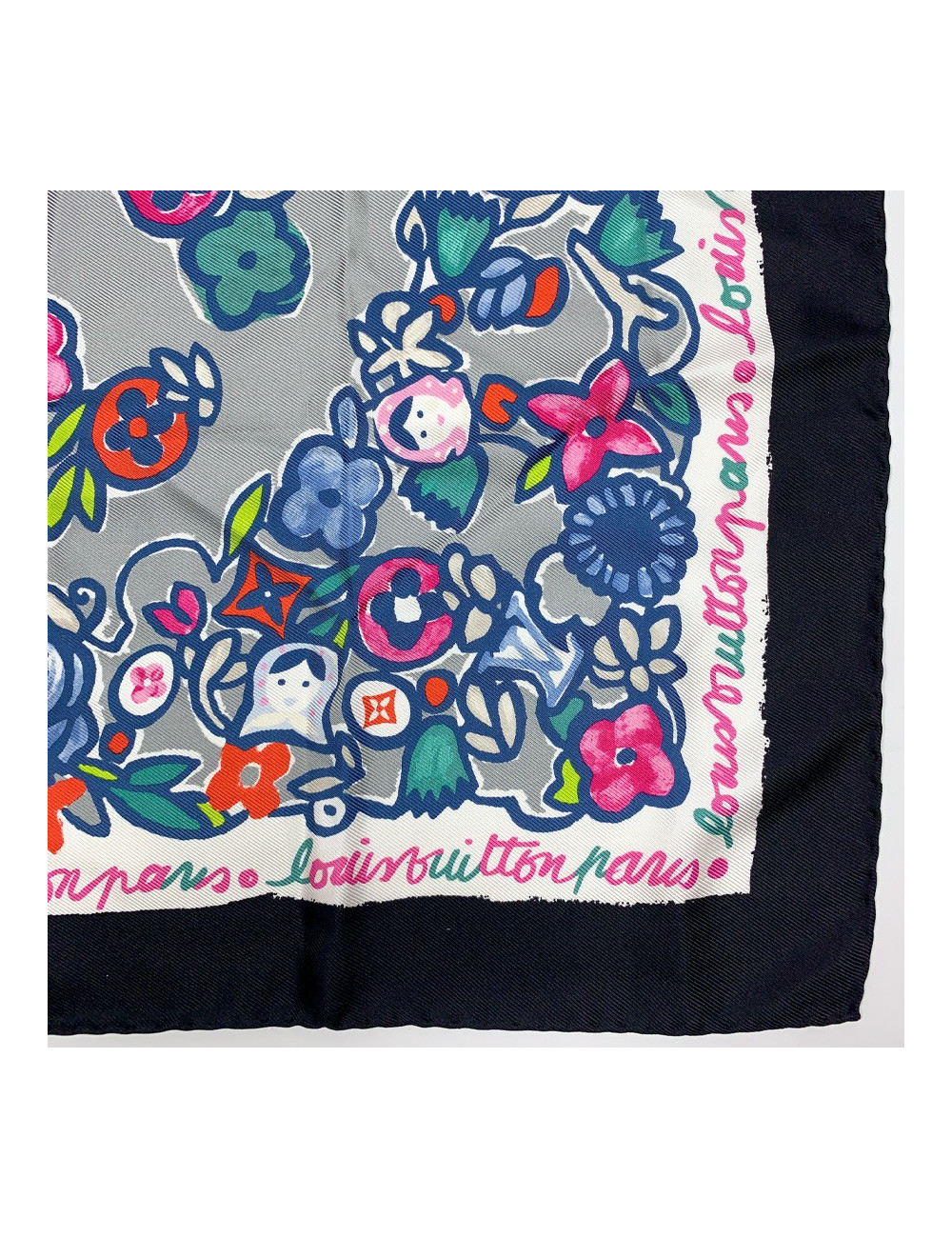 Carré Louis Vuitton