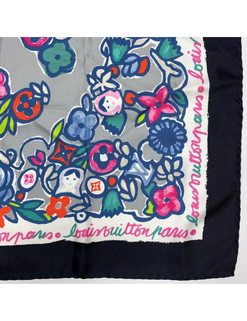 Carré Louis Vuitton