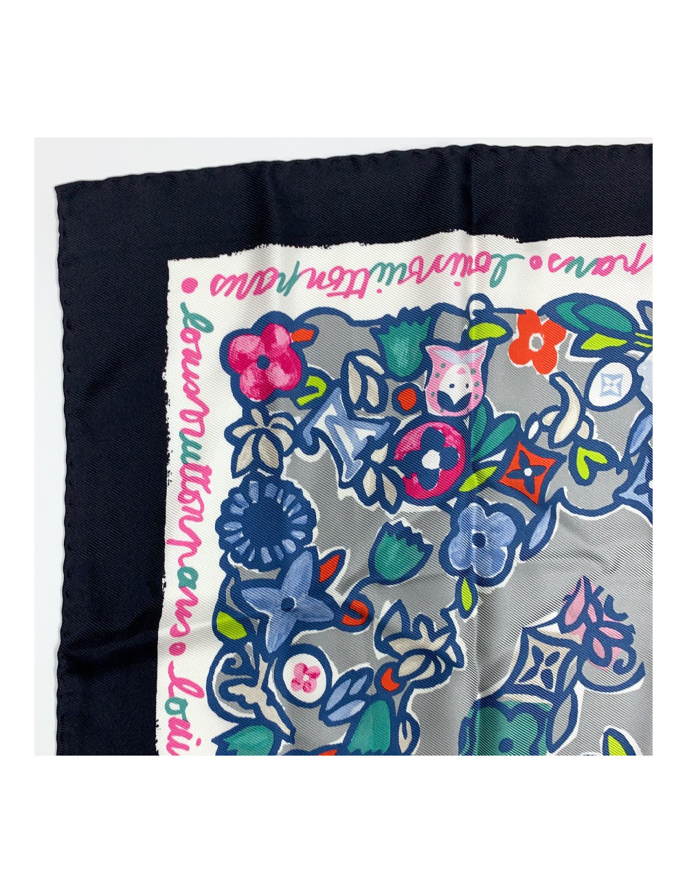 Carré Louis Vuitton