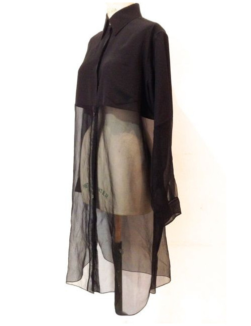 Blouse HERMES en soie noire mate et transparente
