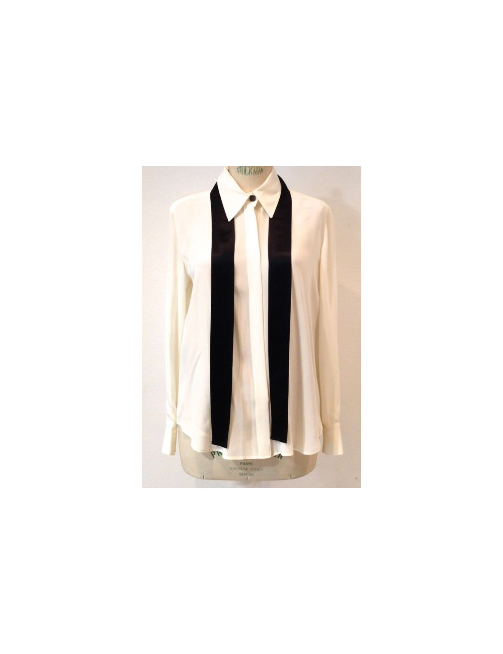 Chemisier CHANEL en soie blanc et noir