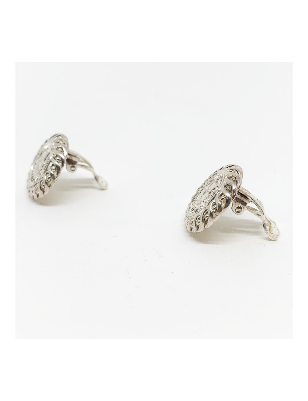 Boucles d'oreille clips CHANEL argent